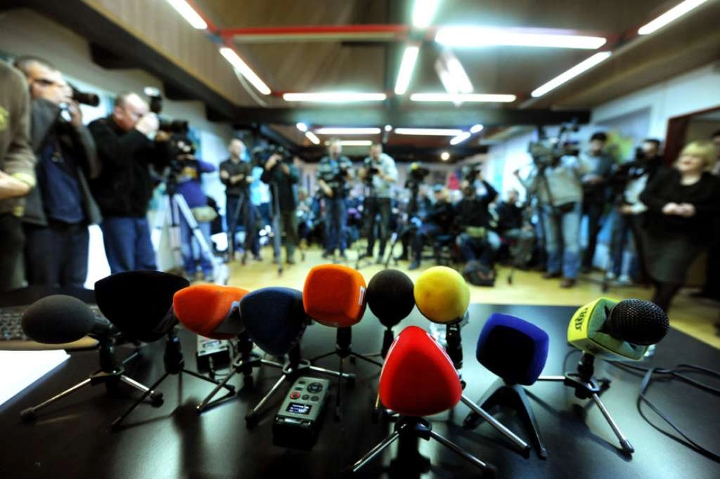 Građani BiH najviše vjeruju medijima, a najmanje političarima i strankama